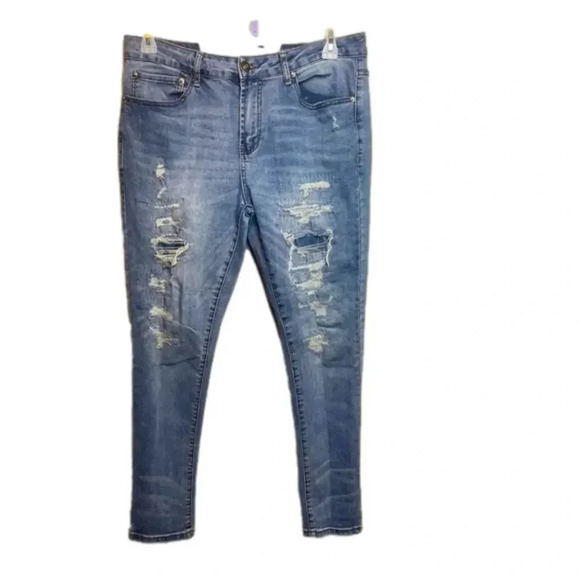 RUE 21 premium distressed Mens jeans. Skinny Supreme Flex. 
Size: 34X30 - Picture 1 of 8